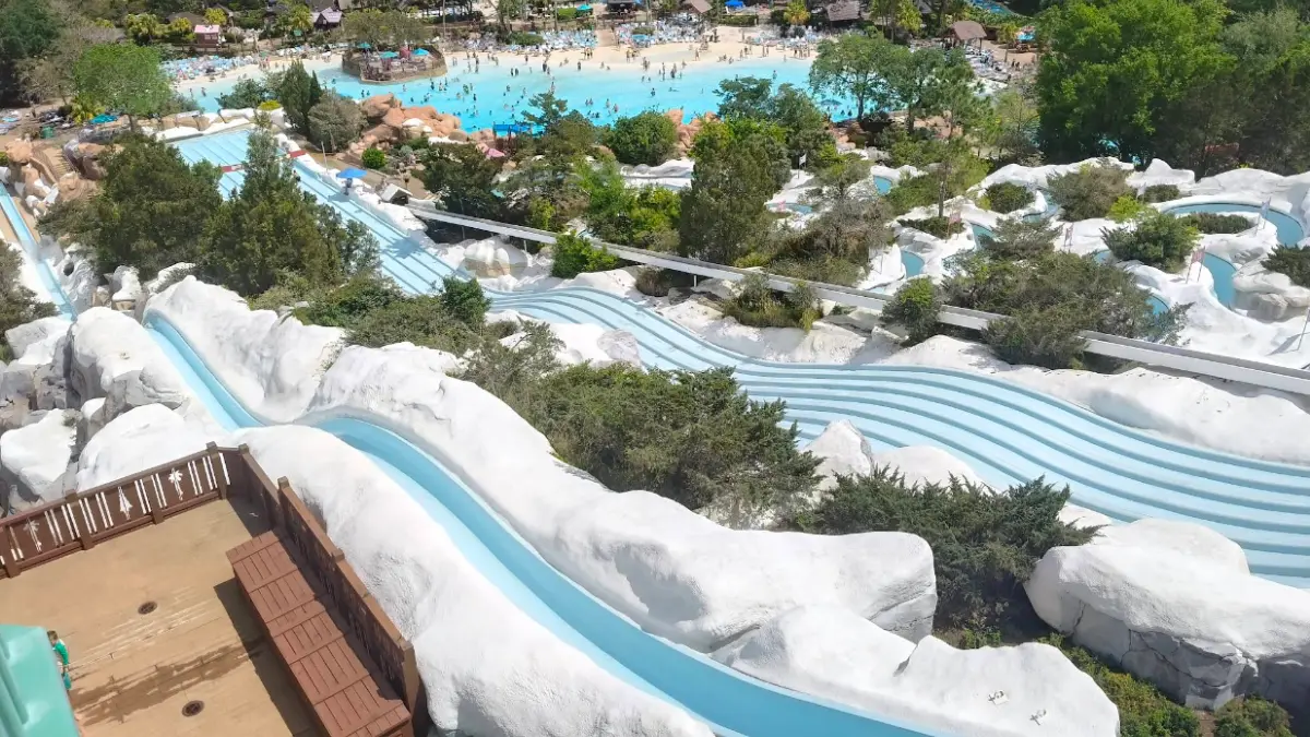 Disney Typhoon lagoon